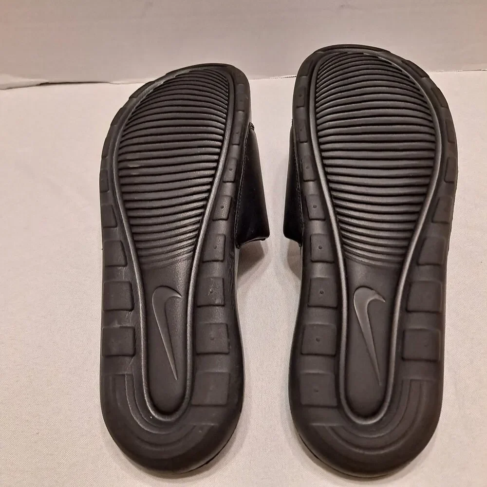 Nike Men's Victori One Slide Sandals Size 12M Slip-On Black Swoosh Shoes